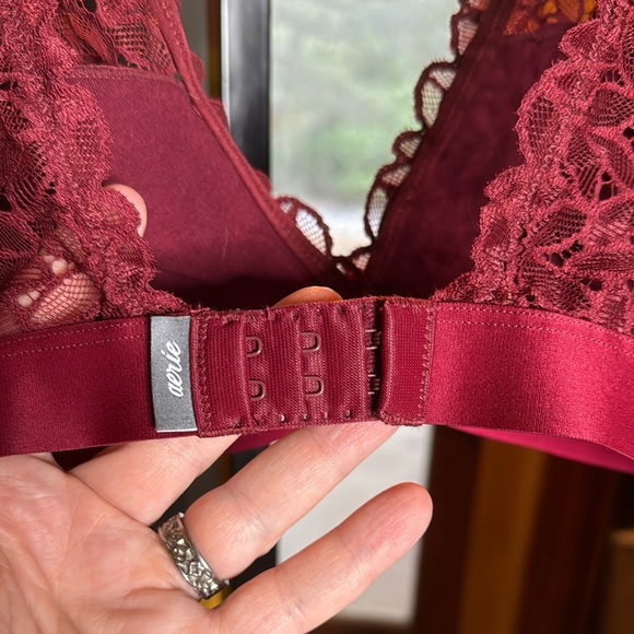 Aerie Lace Bralette in Burgundy Size Medium - Picture 7 of 9